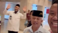 Insyaallah, ikhlas kok. Ketemu teman-teman juga di sini, imbuh Uya Kuya. Foto: dok instagram Uya Kuya
