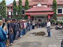 Saat Warga Jadi Garda Terdepan Cegah Demo Ricuh di Pangandaran