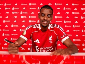 Resmi! Alexander Isak Gabung Liverpool