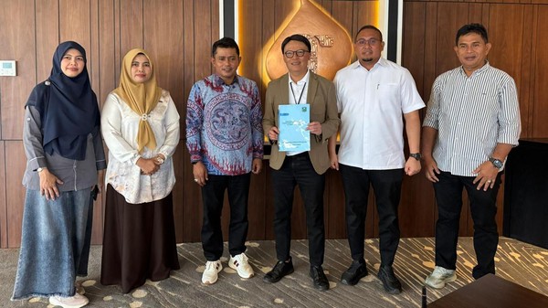 Andre Rosiade Dampingi Bupati Solok Temui Dirut Telkomsel Usul Bangun 6 BTS
