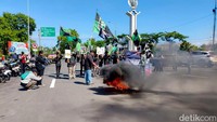 Dandi Almar, Ketua HMI Cabang Sidoarjo, menyatakan bahwa peristiwa tragis ini menjadi tamparan keras bagi nurani bangsa dan bukti nyata ketidakpedulian negara terhadap keselamatan warganya