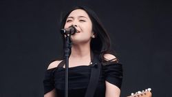 Bernadya Bawa Musik Semanis Senyumnya