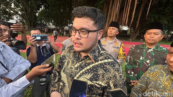 Bupati Kediri Hanindhito