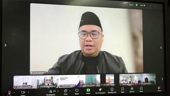 Bupati Kukar Aulia Rahman Basri.