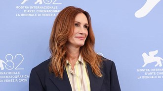 Julia Roberts Unggah Foto Tanpa Makeup di Usia 58, Dipuji 20 Tahun Lebih Muda