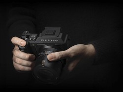 Hasselblad Boyong Sistem LiDAR untuk Autofokus Kamera