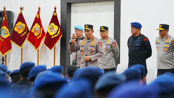 Kapolri Jenderal Listyo Sigit Prabowo mengunjungi Mako Brimob Kwitang, Jakarta. (dok.Polri)