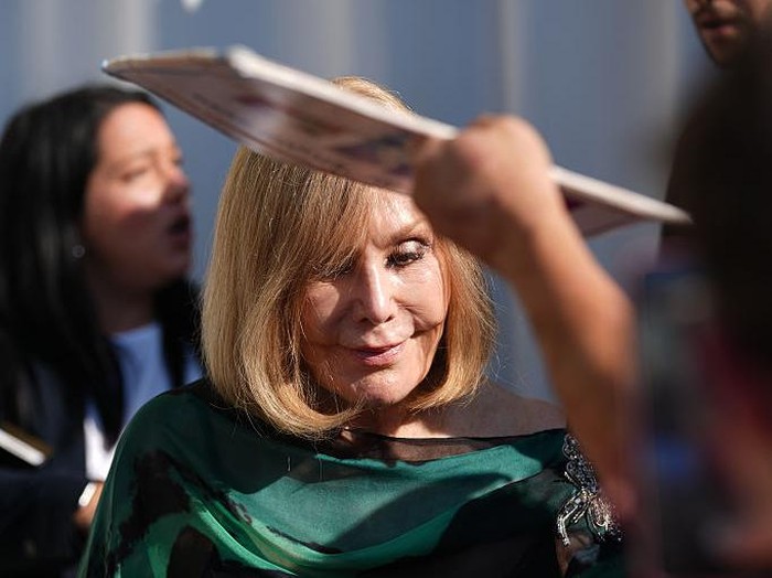 VENICE, ITALY - SEPTEMBER 01: Kim Novak is seen at the 82nd Venice International Film Festival on September 01, 2025 in Venice, Italy. (Photo by Alessandro Levati/Getty Images)