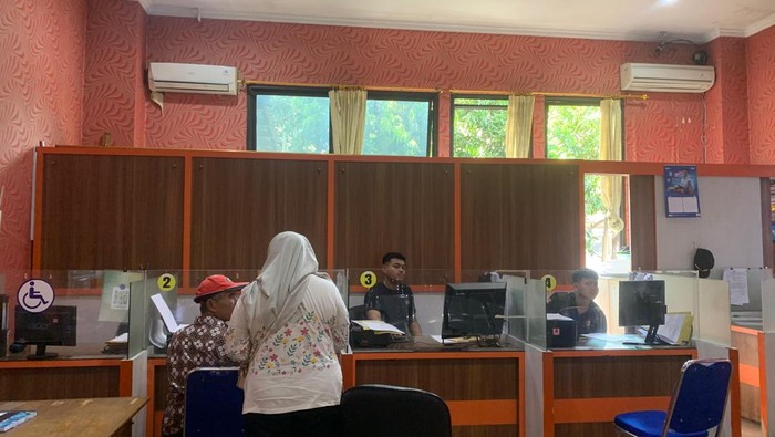 Layanan di Polres Jaktim Kembali Normal usai Terbakar Akibat Lemparan Molotov