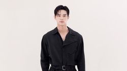 Potret Lee Chae Min, Si Brondong dari Korea