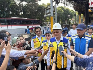Pemerintah Siapkan Hampir Rp 900 M buat Perbaiki Fasum-Gedung DPRD Rusak