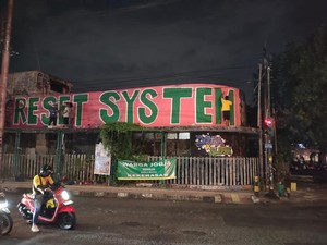 Mural Reset System di Yogya Pakai Warna Pink dan Hijau, Ini Maknanya