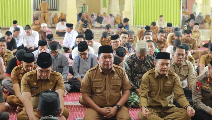Pemkab Takalar menggelar doa dan zikir bersama untuk kedamaian bangsa. Dokumen Istimewa