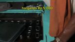 Nekat! Begini Potret Penjual Makanan yang Tetap Dagang di Tengah Demo