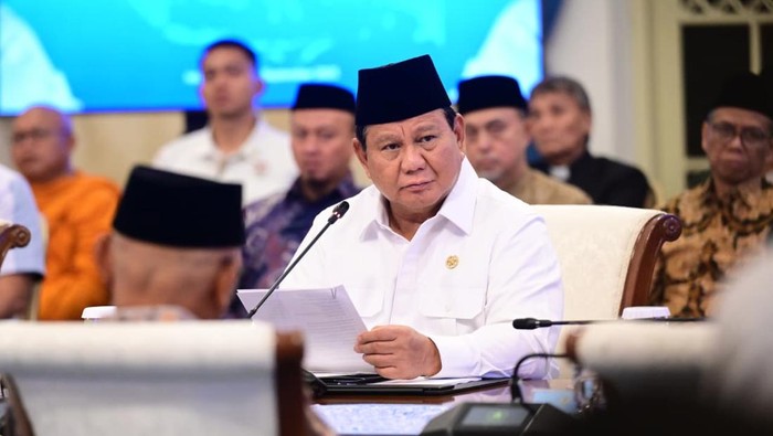 Presiden Prabowo Subianto silaturahmi dengan tokoh lintas agama, pimpinan parpol, pimpinan serikat buruh, dan organisasi kepemudaan lintas iman di Istana Negara. (Muchlis Jr - Biro Pers Sekretariat Presiden)