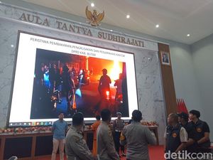 Video: 41 Perusuh Diduga Bakar DPRD Blitar Dibekuk, 9 di Antaranya Ditahan