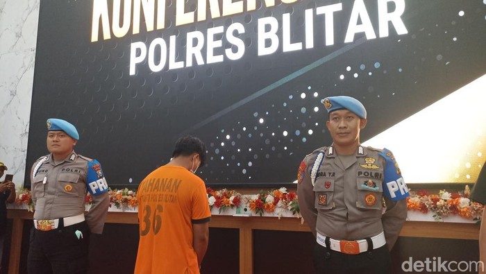 Salah satu perusuh ditangkap Polres Blitar.