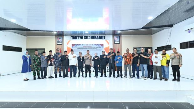 Warga dan komunitas ojol di Bengkalis deklarasi damai, komitmen jaga keamanan, Senin (1/9/2025).