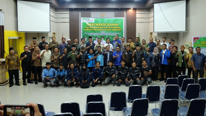 Warga di Kepulauan Meranti, Riau deklarasi damai dan menolak aksi anarkis, Senin (1/9/2026).