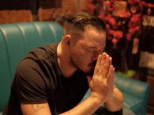 Zack Lee Bersyukur Kulkas-Kompor di Rumah Nafa Urbach Gak Dijarah