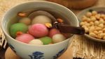 10 Kue Tradisional Indonesia Ini Punya Ciri Khas Warna Pink dan Hijau!