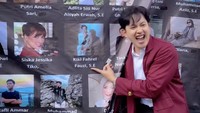 Kiki Farrel semringah berhasil mendapatkan IPK 3,76. YUDISIUM!!!!Perjuangan belajar di @univsanggabuana dari 2021 sampai 2025 selesai dengan nilai memuaskan.. alhamdulillah skripsi aku 90 dapat A. IPK aku 3.76... masyaallah tabarakallah, ungkap Kiki Farrel dalam akun Instagram pribadinya. Foto: Instagram @chikajessica88
