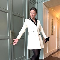 Chloe Malle, 39 tahun, lahir dan besar di New York. Ia bergabung dengan Vogue sejak 2011, berawal sebagai editor di Vogue.com sekaligus co-host podcast The Run-Through with Vogue bersama Chioma Nnadi. Foto: dok. Instagram @chloemalle