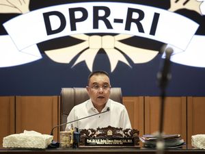DPR Pastikan Reformasi Pasar Modal Berlanjut, Kepercayaan Investor Dijaga