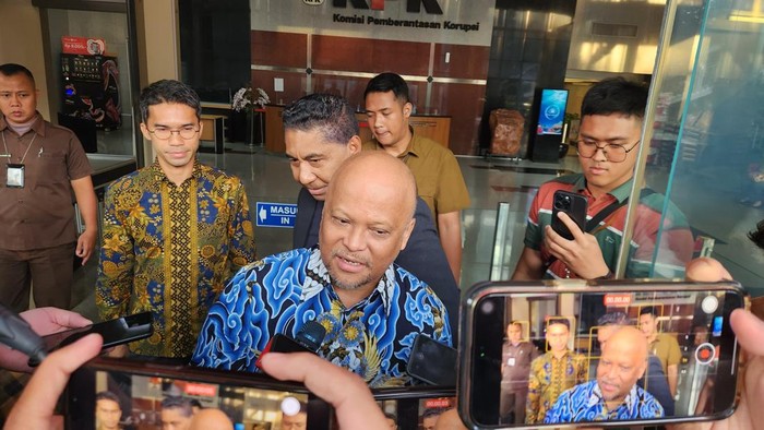 Ilham Habibie penuhi panggilan KPK (Adrial/detikcom)