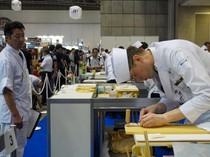 Bukan dari Asia, World Sushi Championship Dimenangkan Chef Negara Ini