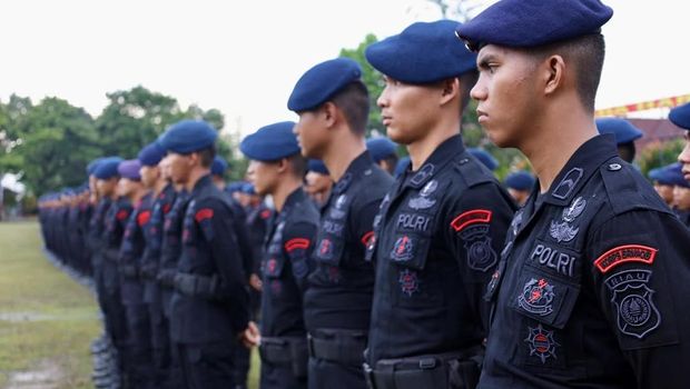 Kapolda Riau Irjen Herry Heryawan memuji Brimob Polda Riau dan menekankan agar menanamkan jiwa ksatria Humala Silalahi dan Amji Attak, Rabu (3/9/2025).