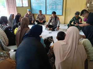 Kapolres Serang Kumpulkan Emak-emak, Imbau Awasi Anak Tak Ikut Demo