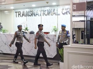 Kompol Cosmas Hadiri Sidang Etik Kasus Tewasnya Pengemudi Ojol Dilindas Rantis