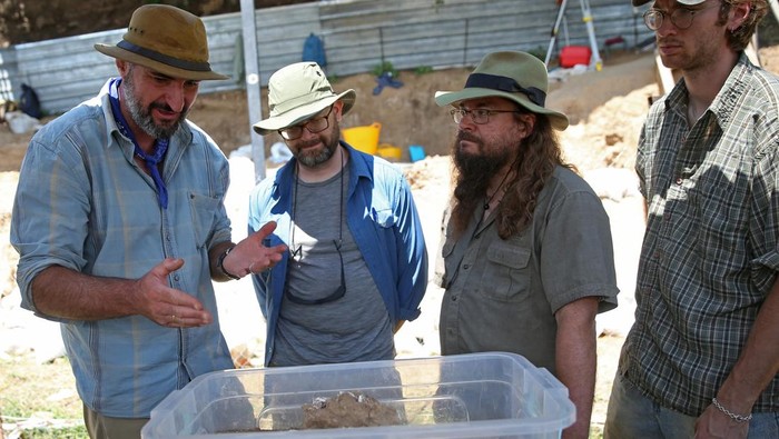 A view shows a presumably dated 1.8-million-year-old lower jawbone belonging to an early species of human found at the excavation site in the village of Kvemo Orozmani, Georgia August 15, 2025. REUTERS/Irakli Gedenidze