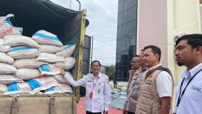 Polda Kalsel membongkar penyelewengan pupuk bersubsidi yang akan dijual ke Tanah Laut.