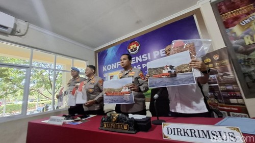 Polda NTT menggelar konferensi pers terkait kasus penjualan dan penimbunan BBM subsidi secara ilegal di Labuan Bajo, Mangarai Barat, Rabu (3/9/2025). (Foto: Yufengki Bria/detikBali)