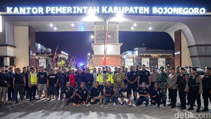 Polisi-TNI Jogo Bojonegoro tetap aman