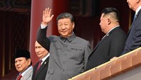 Usai kegiatan di Tiananmen, Prabowo bersama para pemimpin negara lainnya kemudian menuju Great Hall of the People untuk menghadiri jamuan resepsi yang digelar oleh Presiden Xi. (Foto: Photo Pool China Victory Day)