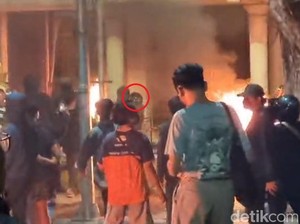 Lihainya Pria Misterius Lempar Kayu Membara ke Ruang Kerja Emil Dardak