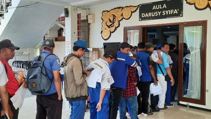 Program Kesehatan Gratis untuk Juru Parkir & Ojol di Jember
