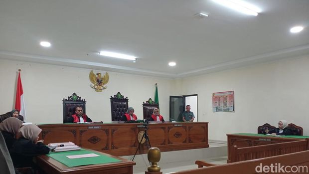 Sidang kasus pria bunuh pacar gegara hamil di Gowa.