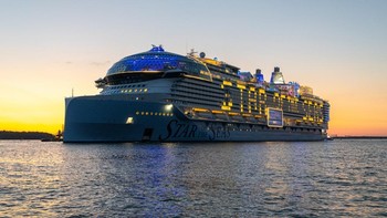 Star of The Seas berangkat dari Port Canaveral di Miami. Kapal yang luar biasa jumbo ini punya 20 geladak dan dapat mengangkut sampai 5.000 penumpang. Foto: Royal Carribean