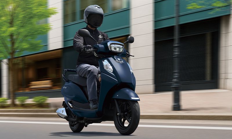 Suzuki Address 125.