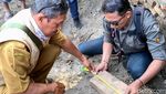 Struktur Bangunan Kuno Ditemukan Saat Gali Ladang di Bondowoso