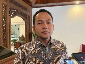 Wali Kota Solo Bantah Jadi Saksi Kesepakatan Hamengkunegoro Jadi PB XIV