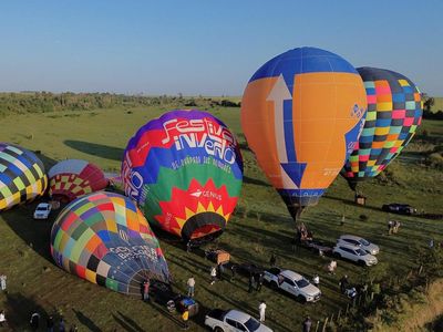 Warna-warni Kejuaraan Dunia Balon Udara Perdana di Paraguay