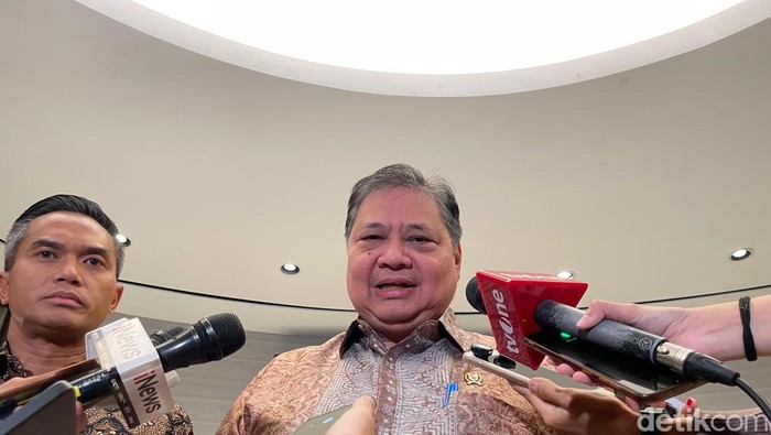 Airlangga Hartarto dan Anindya Bakrie