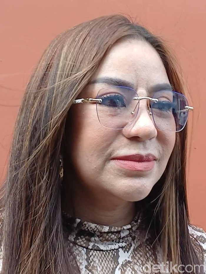Anisa Bahar