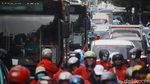 Arus Lalin Kawasan Patung Kuda Tersendat Imbas Demo Buruh