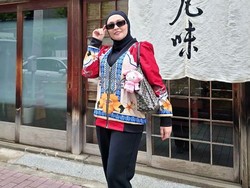 7 Gaya Stylish Astrid Kuya, Dari Santai Liburan hingga Elegan di Acara Resmi